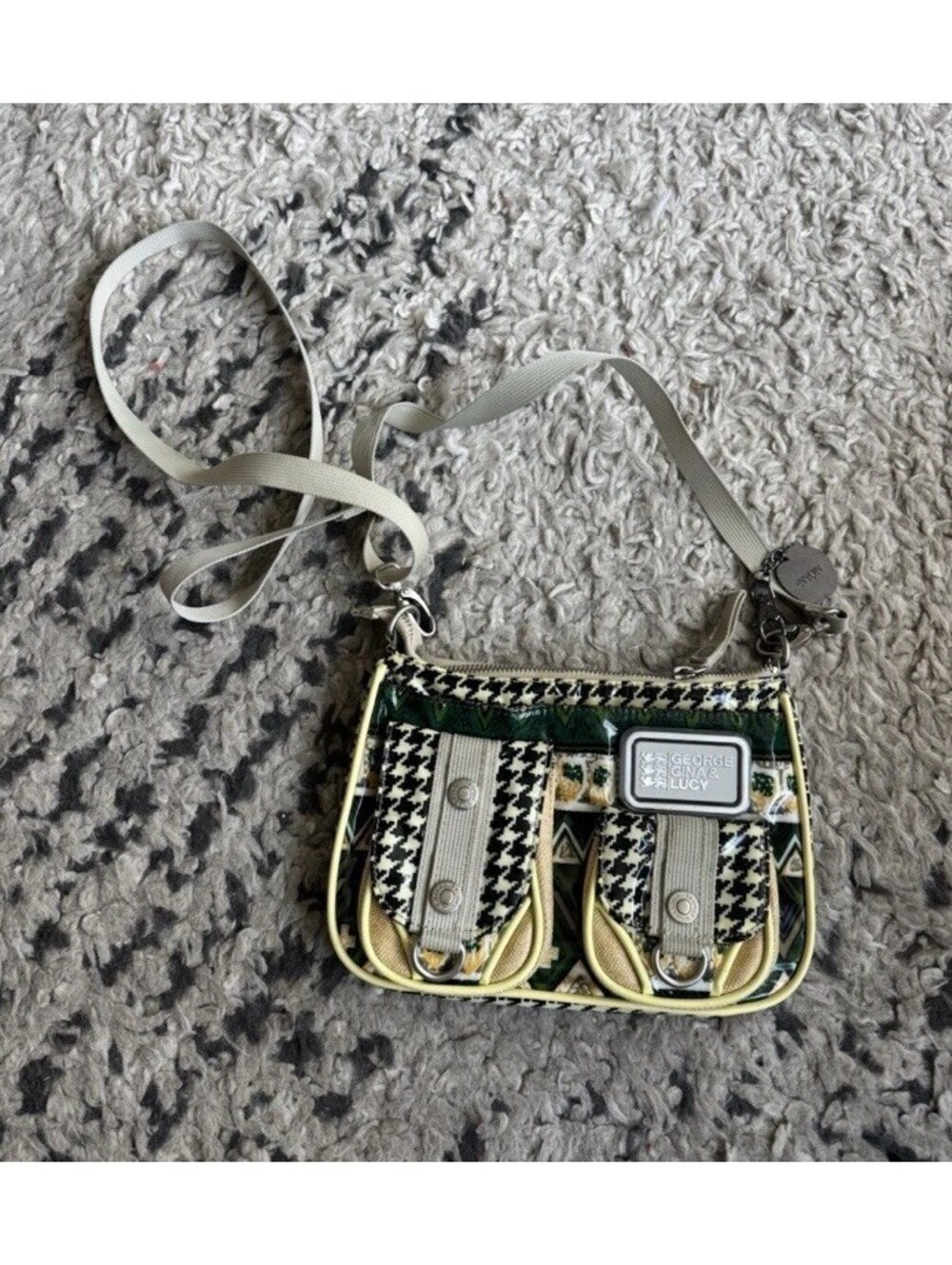 Y2K George, Gina & Lucy "BBQCUTE" Handbag Missing Crossbody Strap
